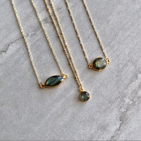 Labradorite Boho Choker Necklace - Picture 3 of 8